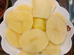 土豆-憨石匠鲜菜土火锅(昆都店)
