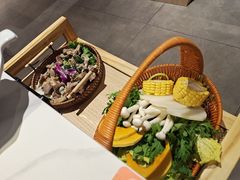 -椰子湾·海南火锅·糟粕醋·椰子鸡(正大广场店)