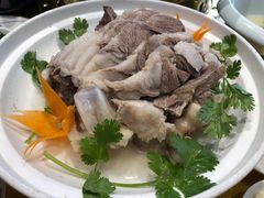 手把羊肉-德乐海蒙餐