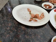 -岛中岛·海鲜大排档·万宁老字号(东澳店)