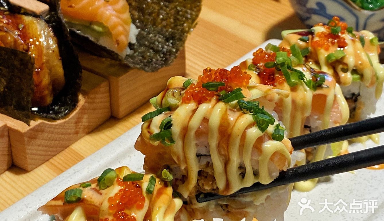 想赖在这家环境超好的日料店[礼花]