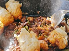 -东北铁锅炖鱼·大鹅·小鸡·排骨(五塔寺广场店)
