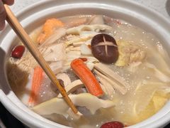 -三人行骨头王火锅(长寿店)
