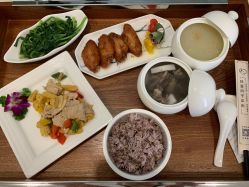 -梓爱月子中心(花都店)