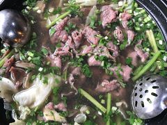 -乐山食古香跷脚牛肉