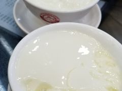 双皮奶-义顺牛奶公司(庇利金街店)