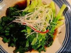 热炝芥兰-那家小馆•北京菜•烤鸭(中关村店)