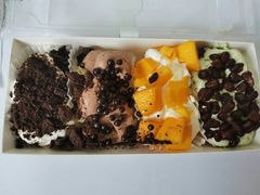 多口味抱抱卷-西檬树SIMON·T轻奢蛋糕(大东方Max店)