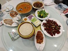 -大鸭梨烤鸭店(金顶街店)