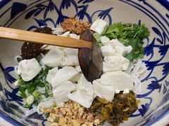 -蜗牛小馆醉乡民谣云南菜(惠新西里店)