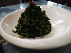 养生枸杞苗-老毛手抓·盐池滩羊非遗手抓(宁夏总店)