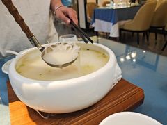 泉水鲫鱼汤-鲜塘宴·千岛湖大鲫鱼(南湖店)