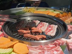 -哈哈碳都·牛肋条无限自助烤肉(宝龙店)