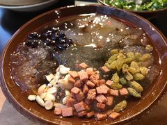 -王婆乔鲜鱼自助火锅(蜀汉路店)