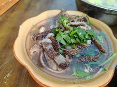 -小杨翘脚牛肉
