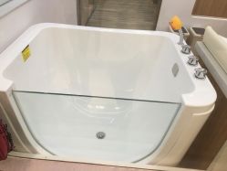 -海豚湾高端月子会所(黄浦店)