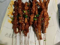 -巴厘龙虾·榜首油焖大虾(音乐学院·沿江酒馆店)