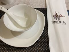 -滇越乘象云南餐厅(豆各庄店)