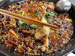 -鸿顺老铁锅美蛙鱼府(解放碑店)