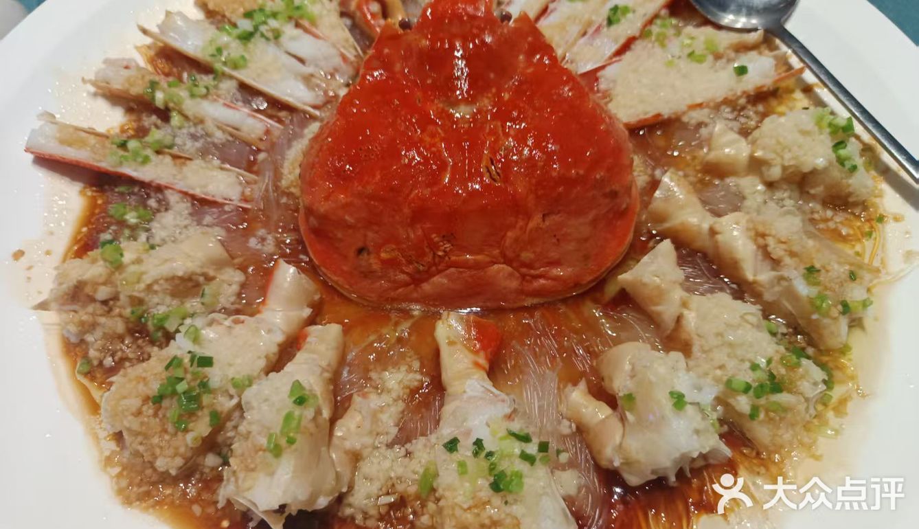 带上男朋友一起，一直听妈妈说这边的海鲜好吃