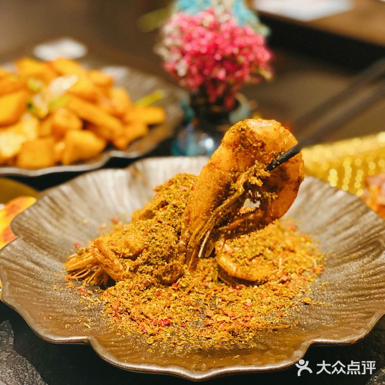 美味的新疆菜｜迷尔喀什秘烤酒馆