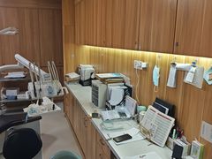 -上海仁爱医院口腔科 · 种植
