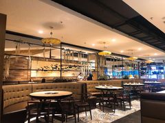 大堂-张大师鸭爪爪特色干锅(钱塘江路店)