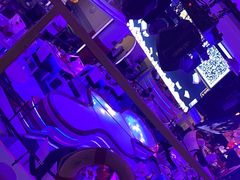 -巴特餐饮6加1音乐餐吧·新疆菜