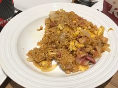 -必胜客(新中纬店)