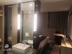 -宜尚酒店(武汉江汉路步行街店)