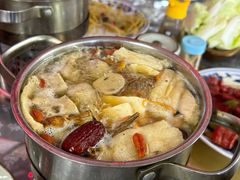 -天天向上素食餐厅(五台山店)
