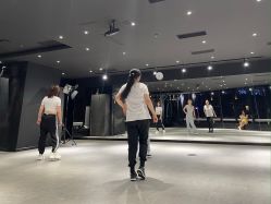 点击看大图 -OCEAN DANCE高空舞蹈室