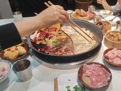 -卤校长老火锅(杨家坪直营店)