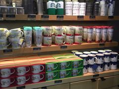 零售区-星巴克(浦东机场T2到达店)