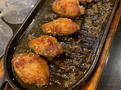 东镇烤焦香鸡翅-老东镇啤酒屋海鲜加工·蒸汽海鲜·海鲜烧烤(台东店)