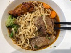 金牌红烧牛肉面-康师傅私房牛肉面(马泉营奥莱店)