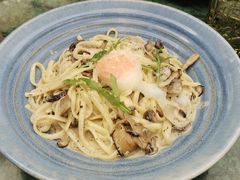 -秘密旅行Bonjour(黑金冠 江南西店)