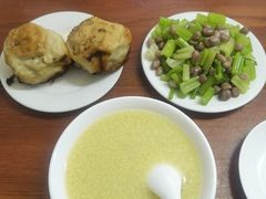 -宝瑞门钉肉饼店