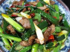 大蒜炒羊肉-新疆烧烤王(广灵店)