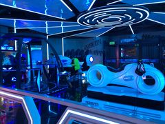 -世代星球·保龄球·镭战真人CS·团建(杨浦店)