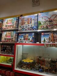 -乐高授权专卖店(朝阳大悦城店)