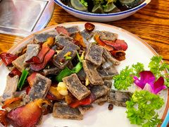 -亮欢寨酸汤鱼(沙冲路店)