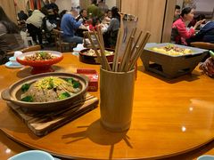 -有红鸡毛店·川菜(建设路店)