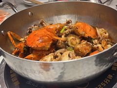 -七欣天香辣蟹火锅(闵行浦江欢乐颂店)