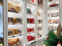 零售区-GODIVA(宁波来福士店)
