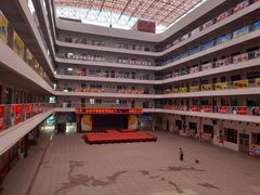 -盛兴中英文学校