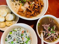 -佬钱湾仔(衣裳街店)