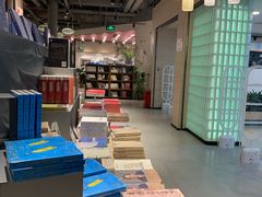 -光海书局(南京东路第一百货店)