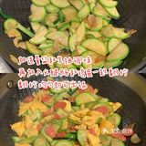 来一道清爽小炒～西葫芦火腿肠炒鸡蛋