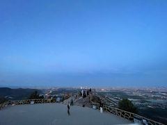 -鬼笑石后山停车场